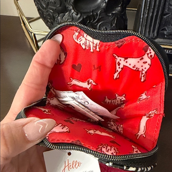 Set of two heart pouches Heart-Shaped Quilted Coin Pouches - Picture 3 of 6